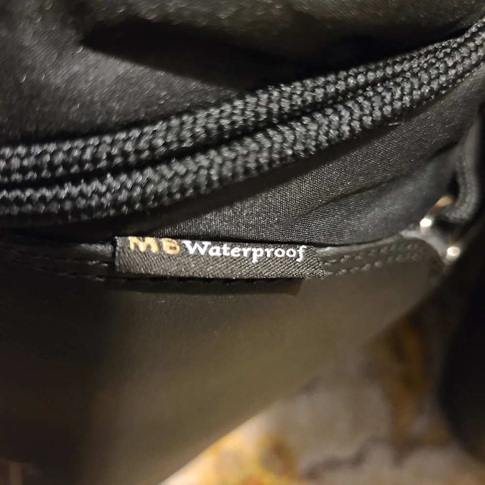 MOON BOOTS Black Nylon Low Moon Boot - Picture 7 of 12